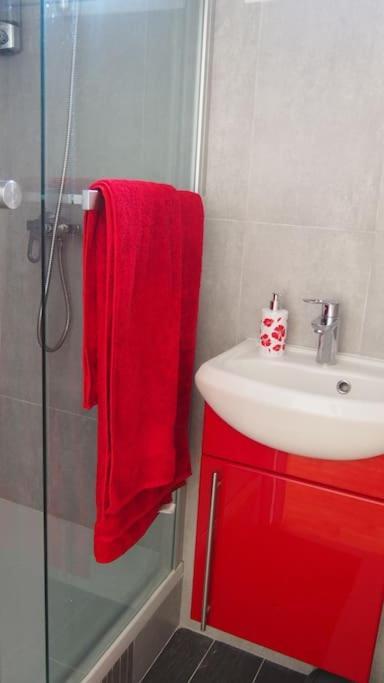 Le 105 Bis Eiffel Bed & Breakfast Paris Ngoại thất bức ảnh