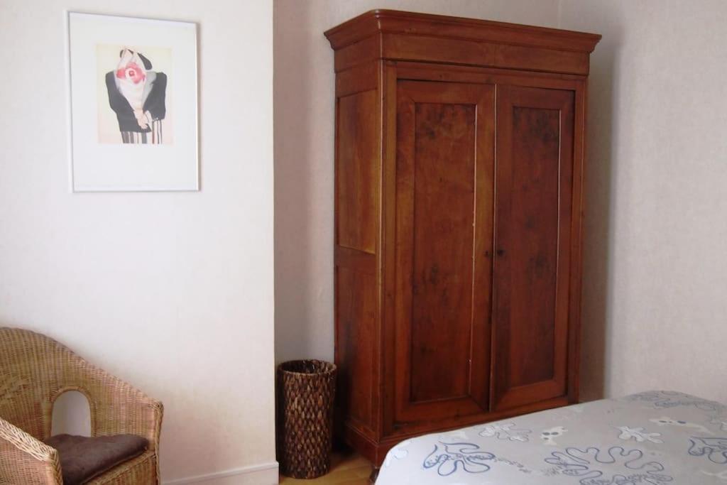 Le 105 Bis Eiffel Bed & Breakfast Paris Ngoại thất bức ảnh